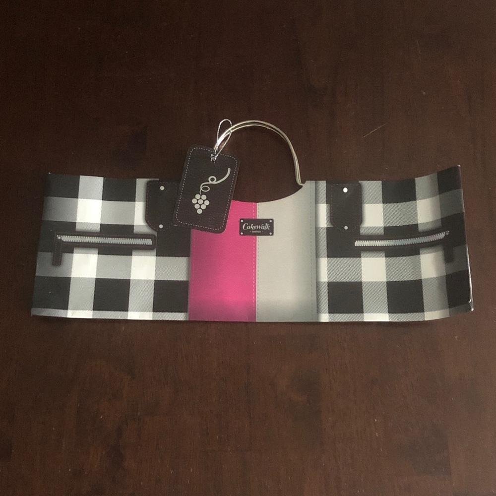 🛍️ Wine Holder Gift Bag